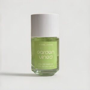 ✨BNWT - Women Tru Fragrance It Girl Juices Garden Vines Spray 1.7 Oz/50ML✨
